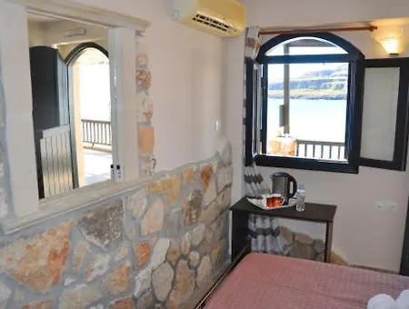 Coral Front Beach Guest house