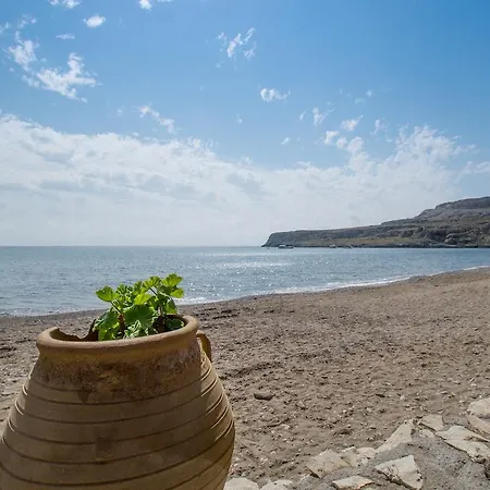 Coral Front Beach Guest house Zakros